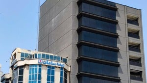 بیمه سامان طرف قرارداد با درمانگاه شبانه روزی درنیان خیابان حافظ٬ خیابان جامی٬ خیابان شیخ هادی پلاک ۱۸۶